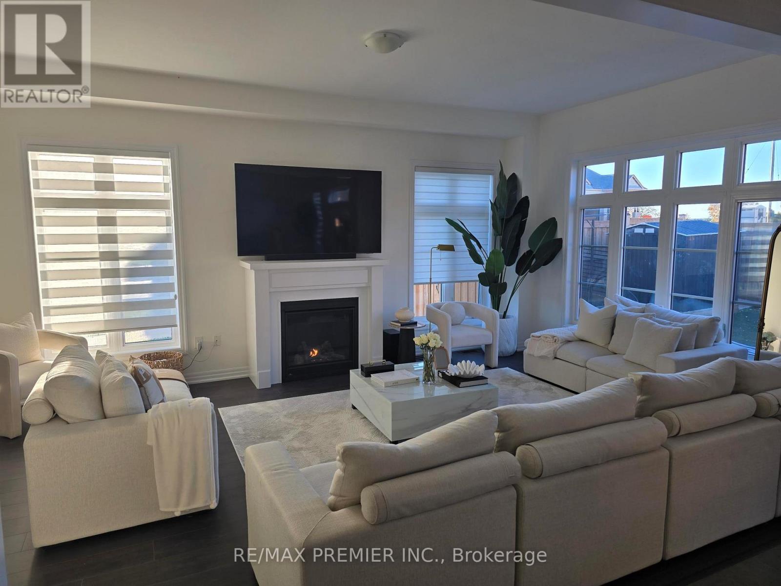106 ED EWERT AVENUE - 18