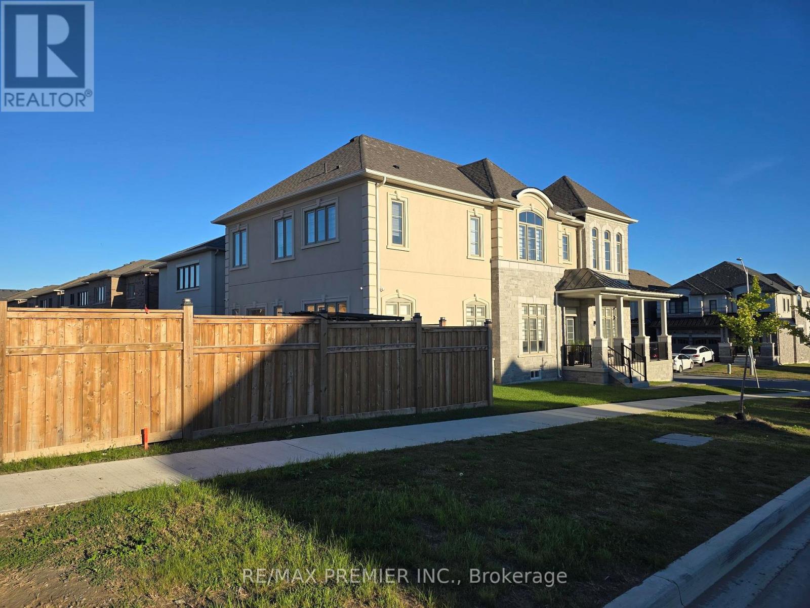 106 Ed Ewert Avenue, Clarington, ON photo 7