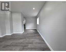 4pc Bathroom - 47 Blowers Street, North Sydney, NS B2A2Y6 Photo 10