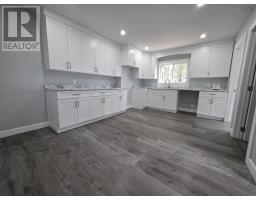 Bedroom - 47 Blowers Street, North Sydney, NS B2A2Y6 Photo 7