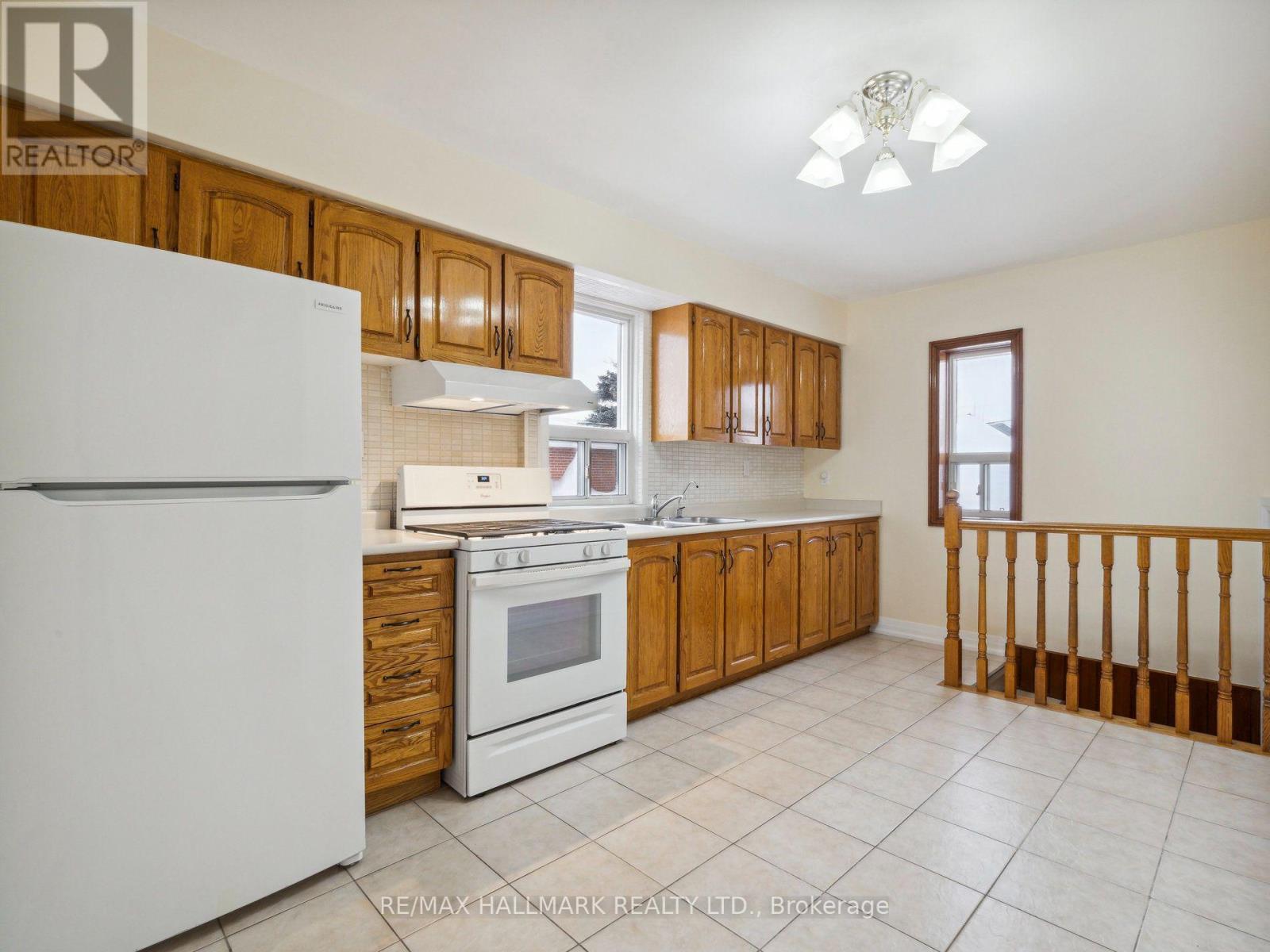 1132 Glengrove Avenue — photo 33