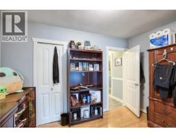 Den - 543 Bradley St, Nanaimo, BC V9S1B9 Photo 8