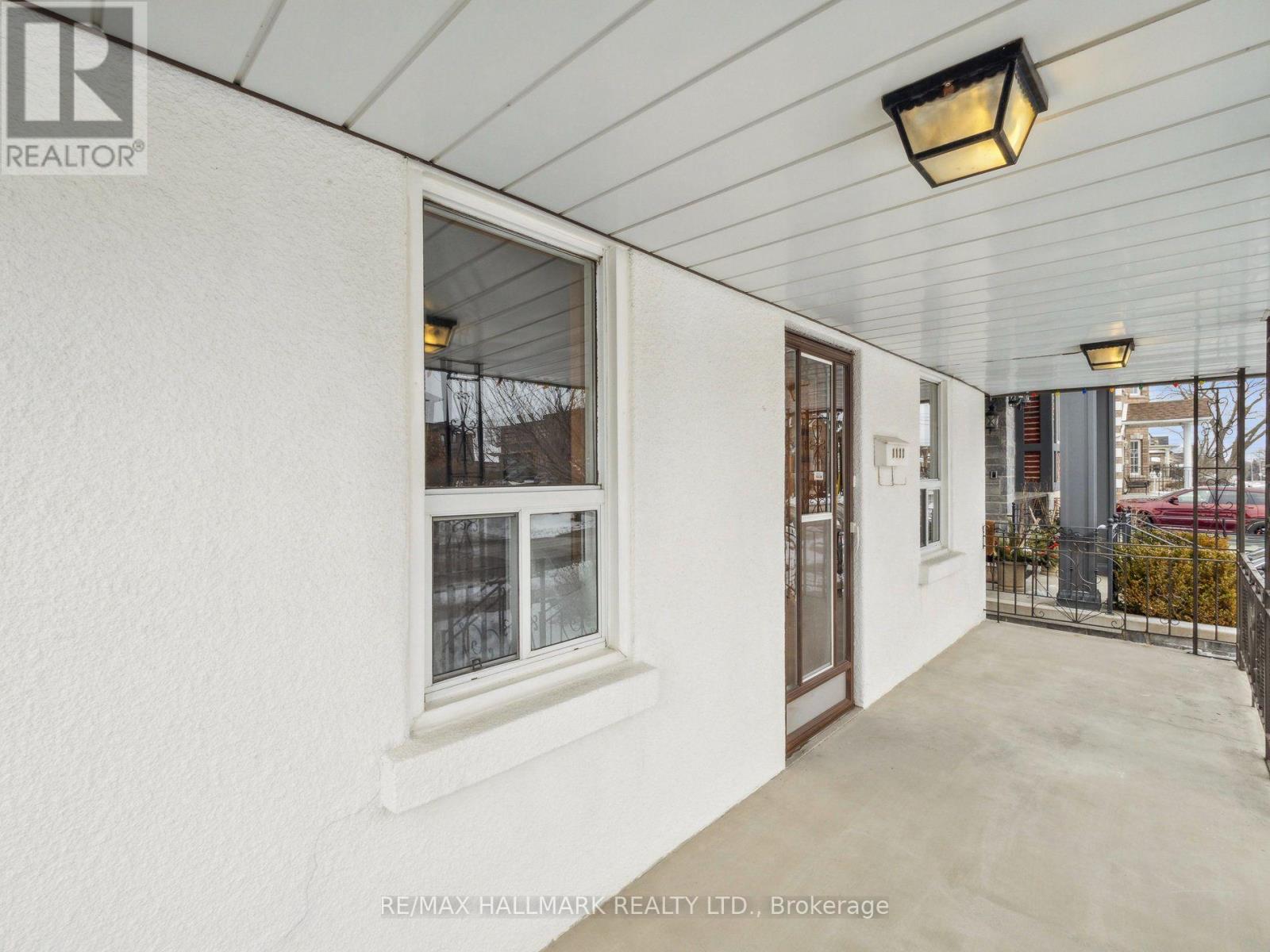 1132 Glengrove Avenue — photo 44