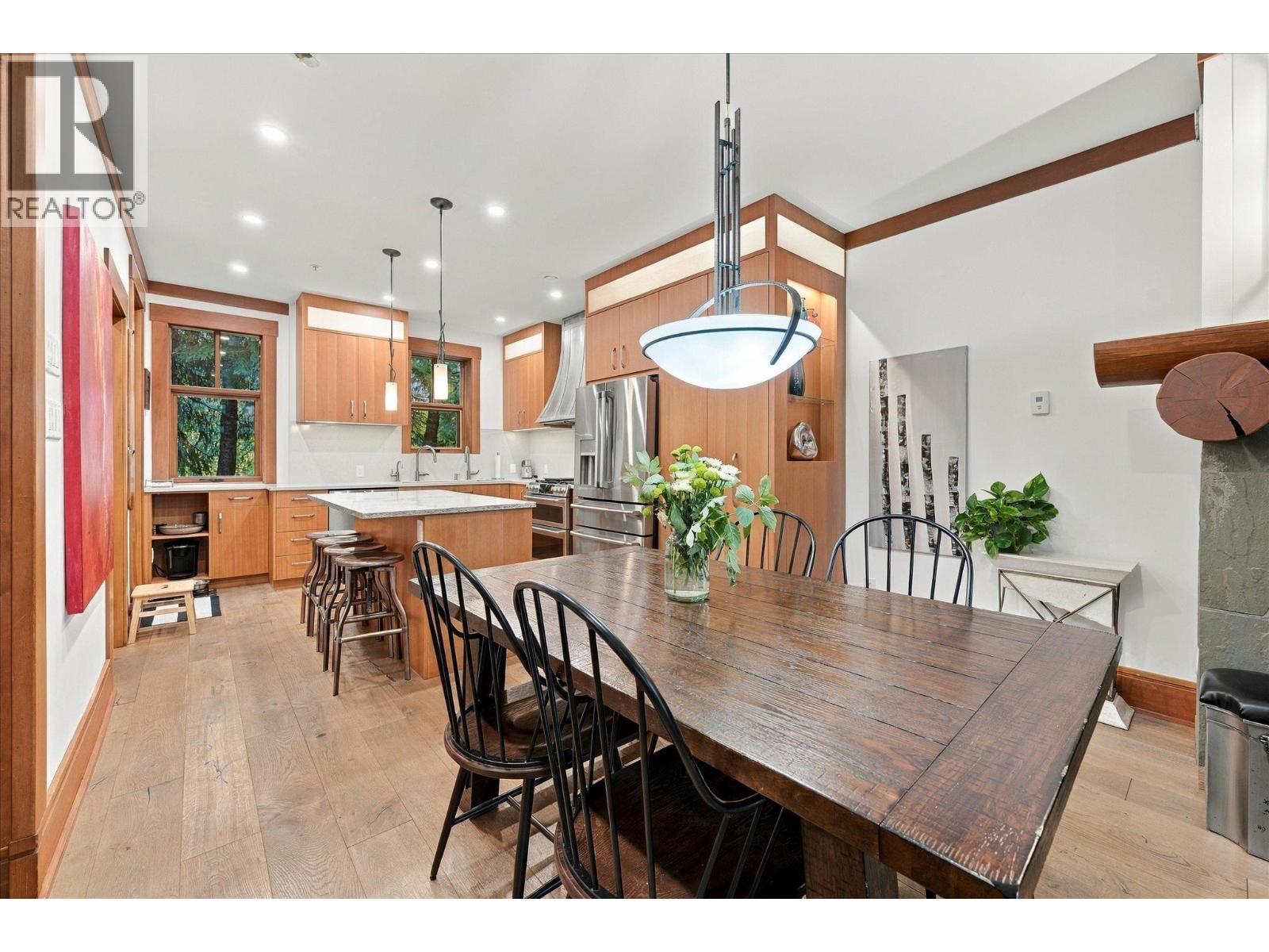 23 2324 TALUSWOOD PLACE, Whistler