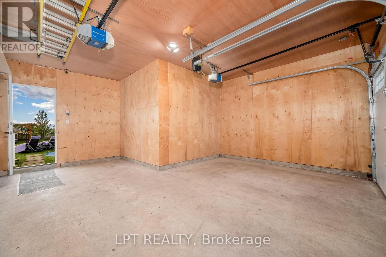 2730 DEMPSTER AVENUE - 33