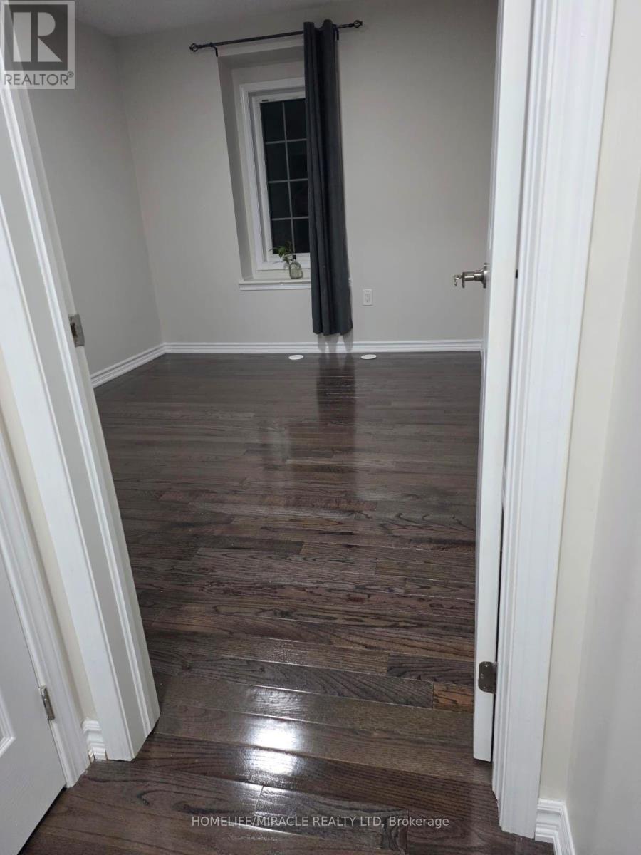 229 Remembrance Road — photo 40