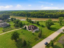13 Harbour Cove, St Francois Xavier, MB R4L1C3 Photo 44