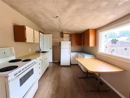 671 Boyd Avenue, Winnipeg, MB R2W1R4 Photo 12
