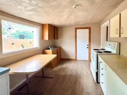 671 Boyd Avenue, Winnipeg, MB R2W1R4 Photo 13