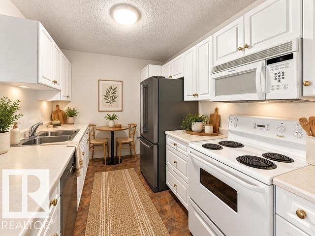 #205 – 10511 42 Avenue NW, Rideau Park (Edmonton) — photo 2 of 27: Property photo