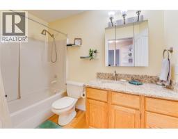 Partial bathroom - 4671 Grandview Flats Road S, Spallumcheen, BC V4Y0P6 Photo 15