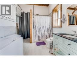 4671 Grandview Flats Road S, Spallumcheen, BC V4Y0P6 Photo 35