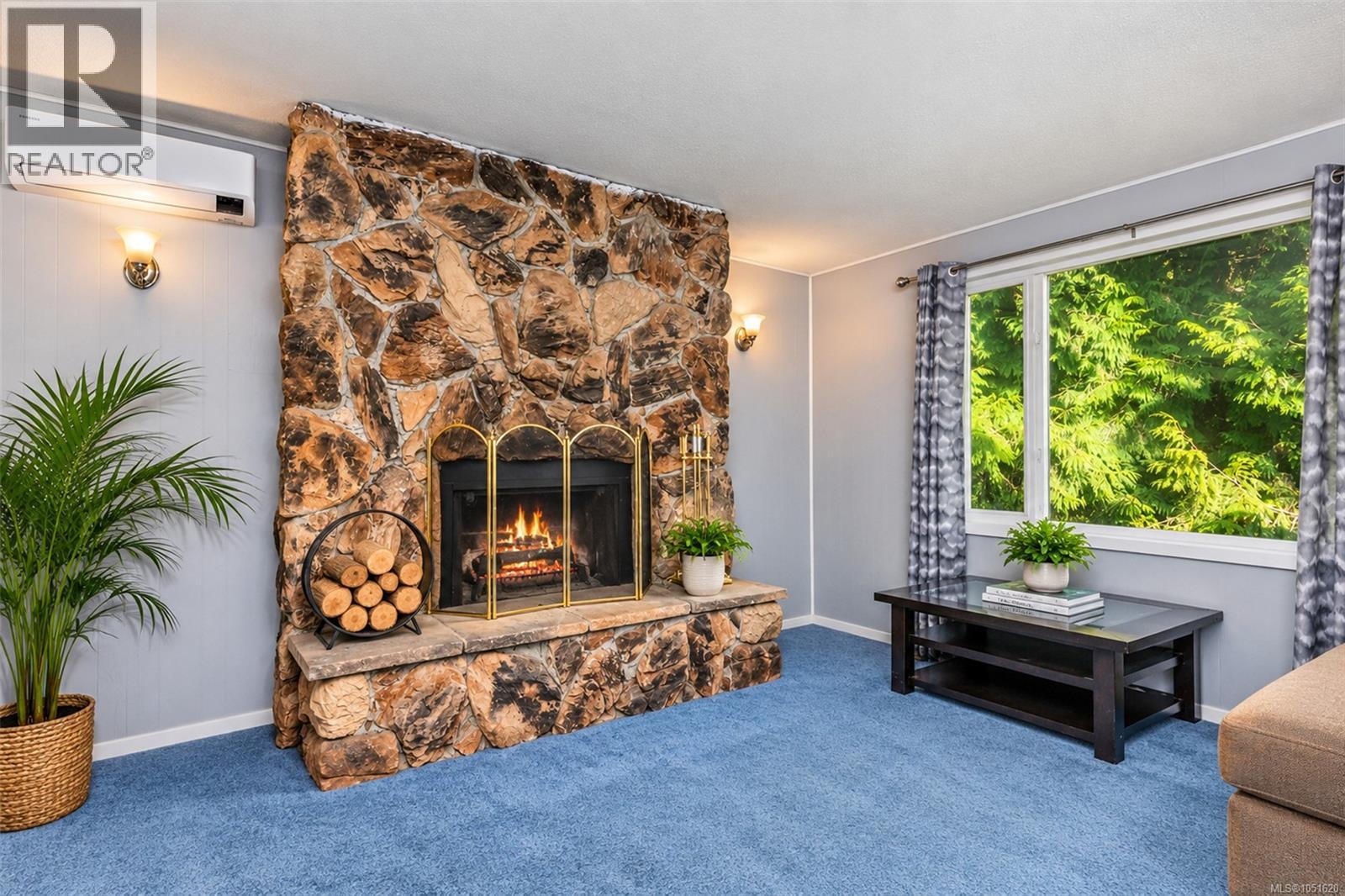 #13 5838 Blythwood Rd - 23