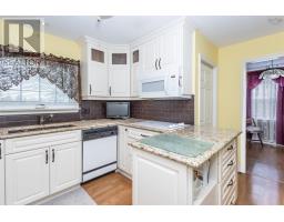 11 Maclean Street, Sydney Mines, NS B1V1E1 Photo 13