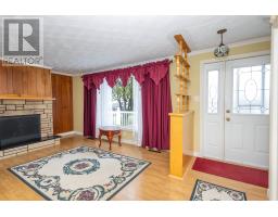 11 Maclean Street, Sydney Mines, NS B1V1E1 Photo 16