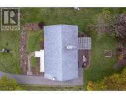 11 Maclean Street, Sydney Mines, NS B1V1E1 Photo 32