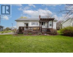 Recreational, Games room - 11 Maclean Street, Sydney Mines, NS B1V1E1 Photo 7