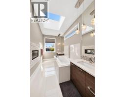2220 33 Street Sw, Calgary, AB T3E2T1 Photo 23