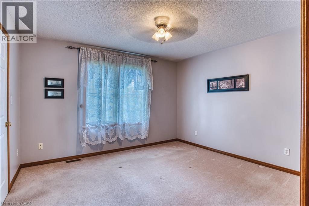 755 WALLACE Avenue S - 37