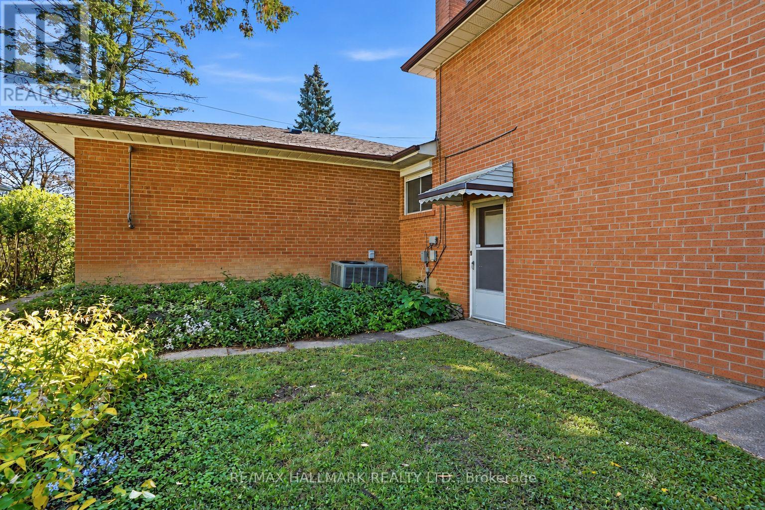 24 & 26 Wynn Road, Toronto, ON photo 9