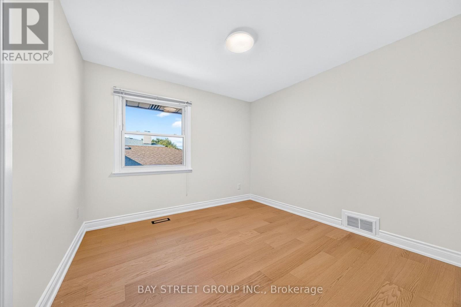 203 Cassandra Boulevard, Toronto, ON photo 27