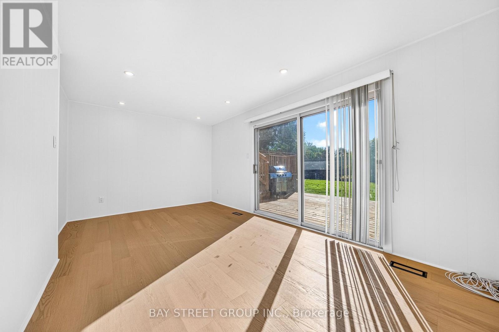 203 Cassandra Boulevard, Toronto, ON photo 30