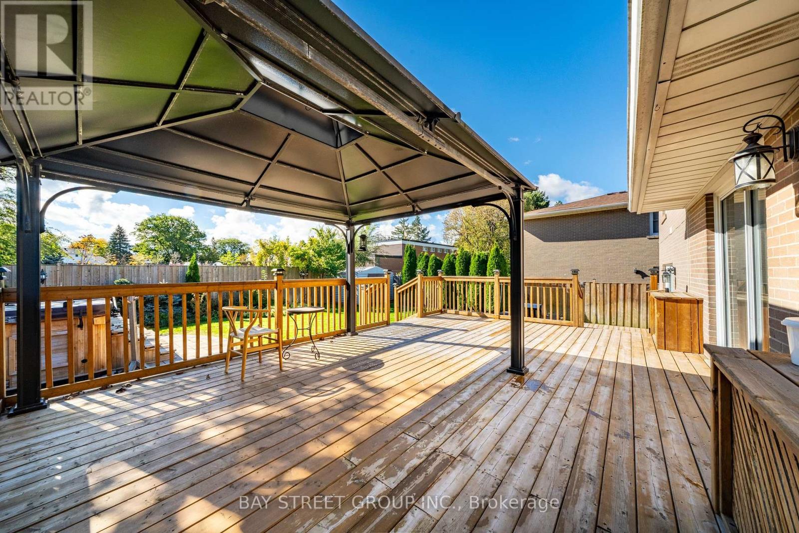 203 Cassandra Boulevard, Toronto, ON photo 45