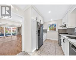 203 Cassandra Boulevard, Toronto, ON M3A1T5 Photo 12