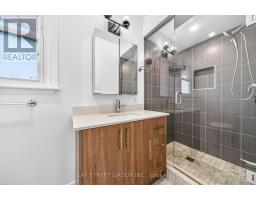 203 Cassandra Boulevard, Toronto, ON M3A1T5 Photo 25