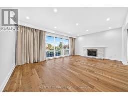 203 Cassandra Boulevard, Toronto, ON M3A1T5 Photo 7