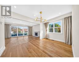 203 Cassandra Boulevard, Toronto, ON M3A1T5 Photo 9