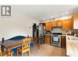 2778 Kingswood Rd, Langford, BC V9B3J9 Photo 11