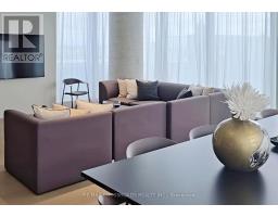 1611 - 1000 Portage Parkway, Vaughan, ON L4K0L1 Photo 10
