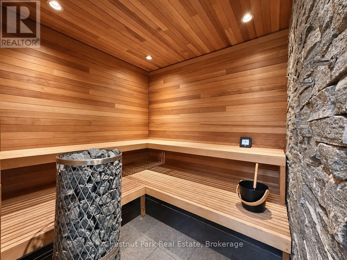 1196 ENTERPRISE DRIVE - Image 39