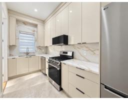 101 11410 139 Street, Surrey, BC V3R2M1 Photo 9