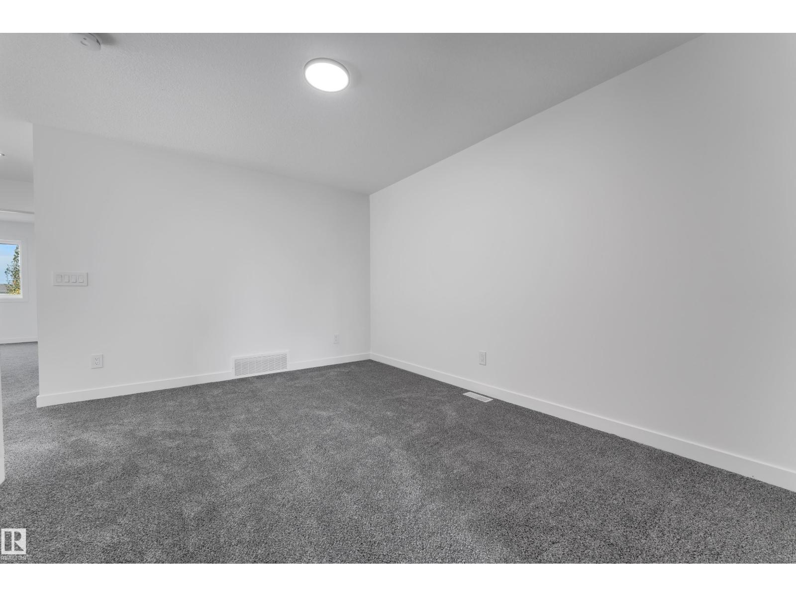 58 SILVERSTONE DR - Image 21