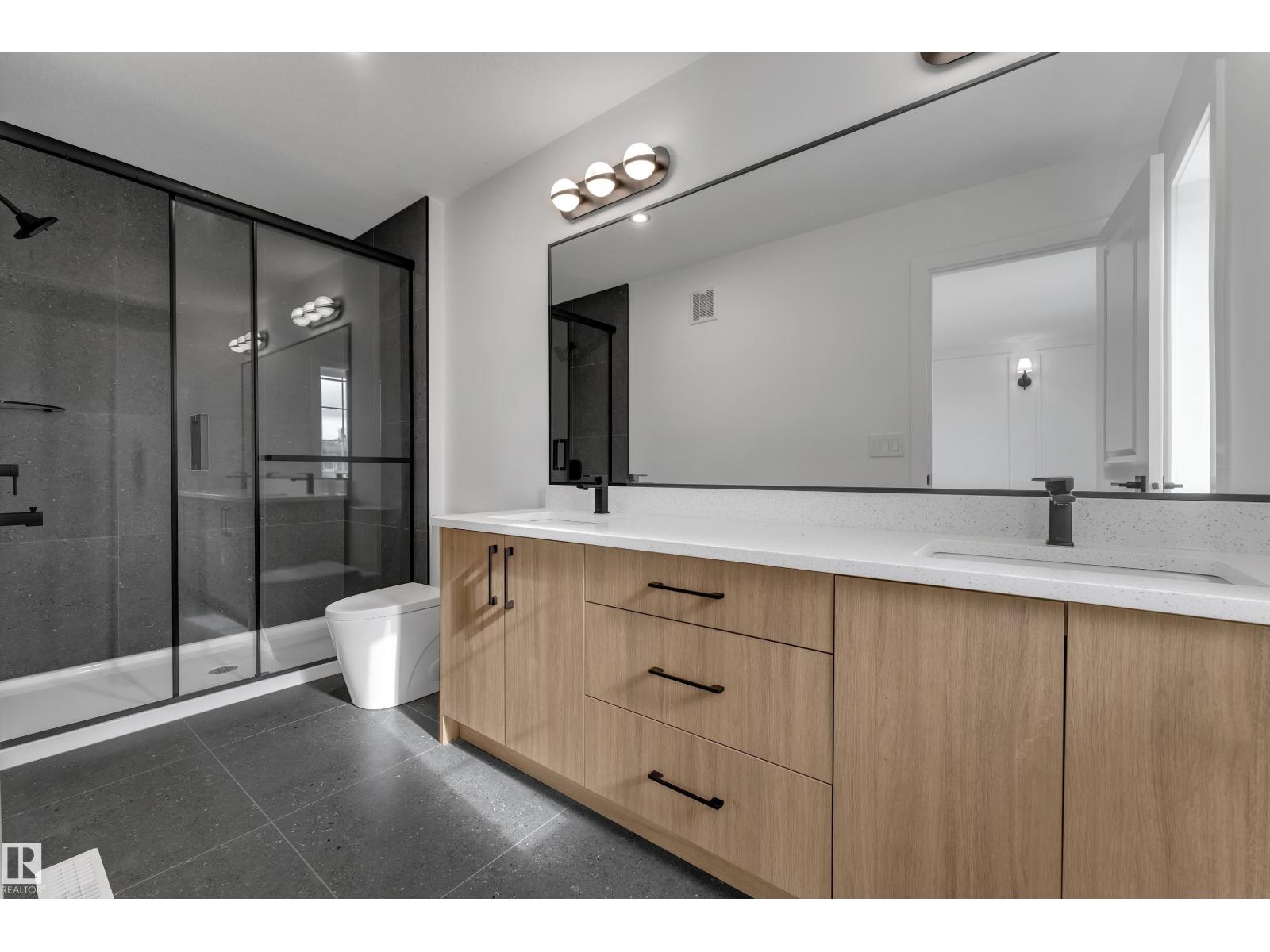 58 SILVERSTONE DR - Image 25