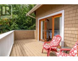 6608 Razor Point Rd, Pender Island, BC V0N2M1 Photo 12