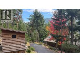 6608 Razor Point Rd, Pender Island, BC V0N2M1 Photo 32