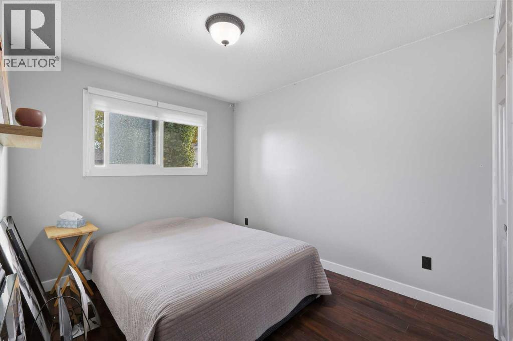 4412 45 Avenue - 15