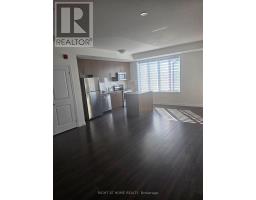 15 - 95 Eastwood Park Garden, Toronto, ON M8W0B9 Photo 9