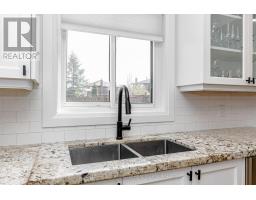 85 Derose Avenue, Caledon, ON L7E1A6 Photo 14