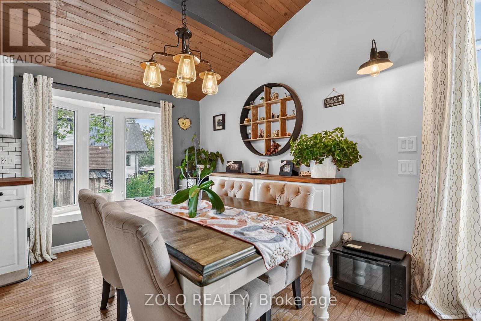 381 BEACHVIEW AVENUE - 10