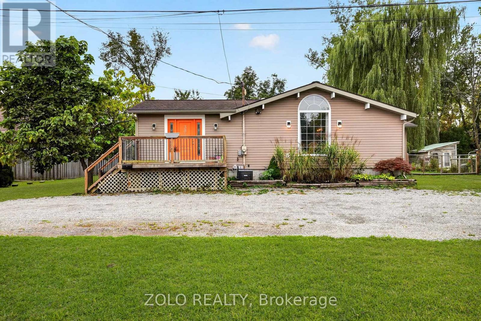 381 BEACHVIEW AVENUE - 48