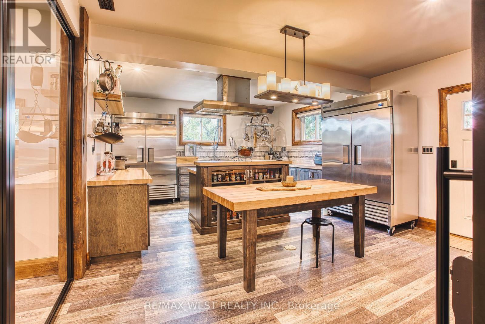 305256 South Line A, Grey Highlands, ON photo 23