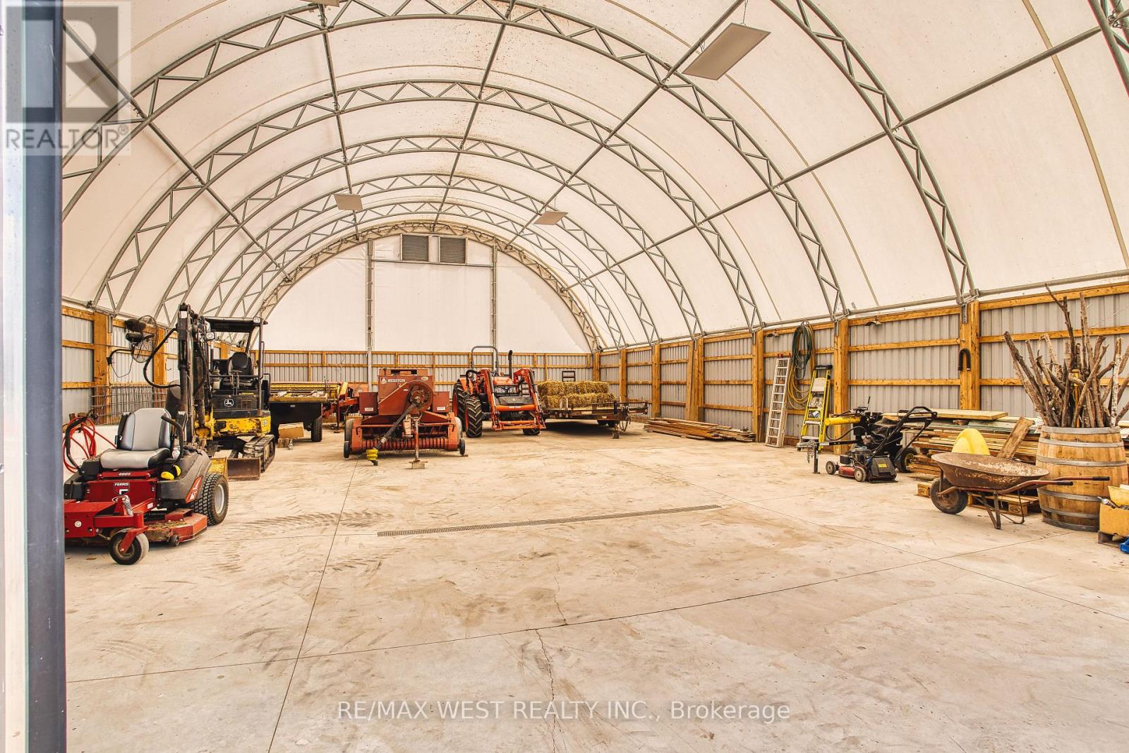 305256 South Line A, Grey Highlands, ON photo 38