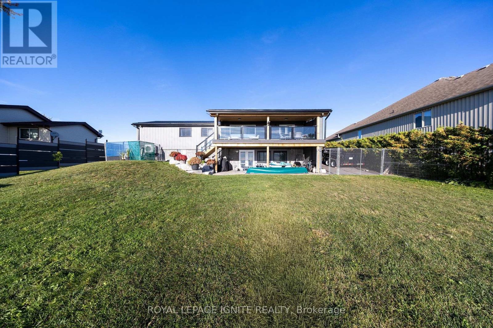 210 Washburn Island Road, Kawartha Lakes, ON photo 10