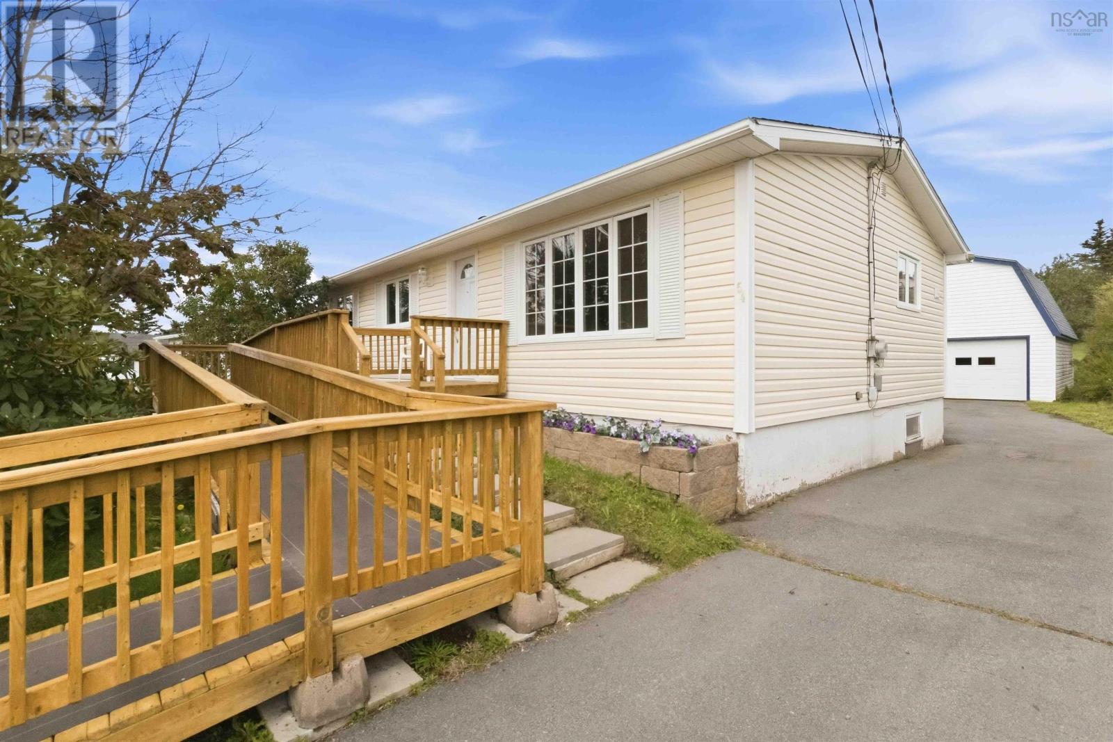 54 Himmelman Drive - 4