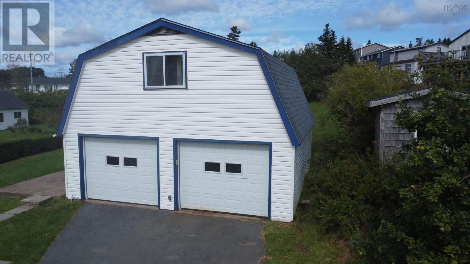 54 Himmelman Drive - Image 34