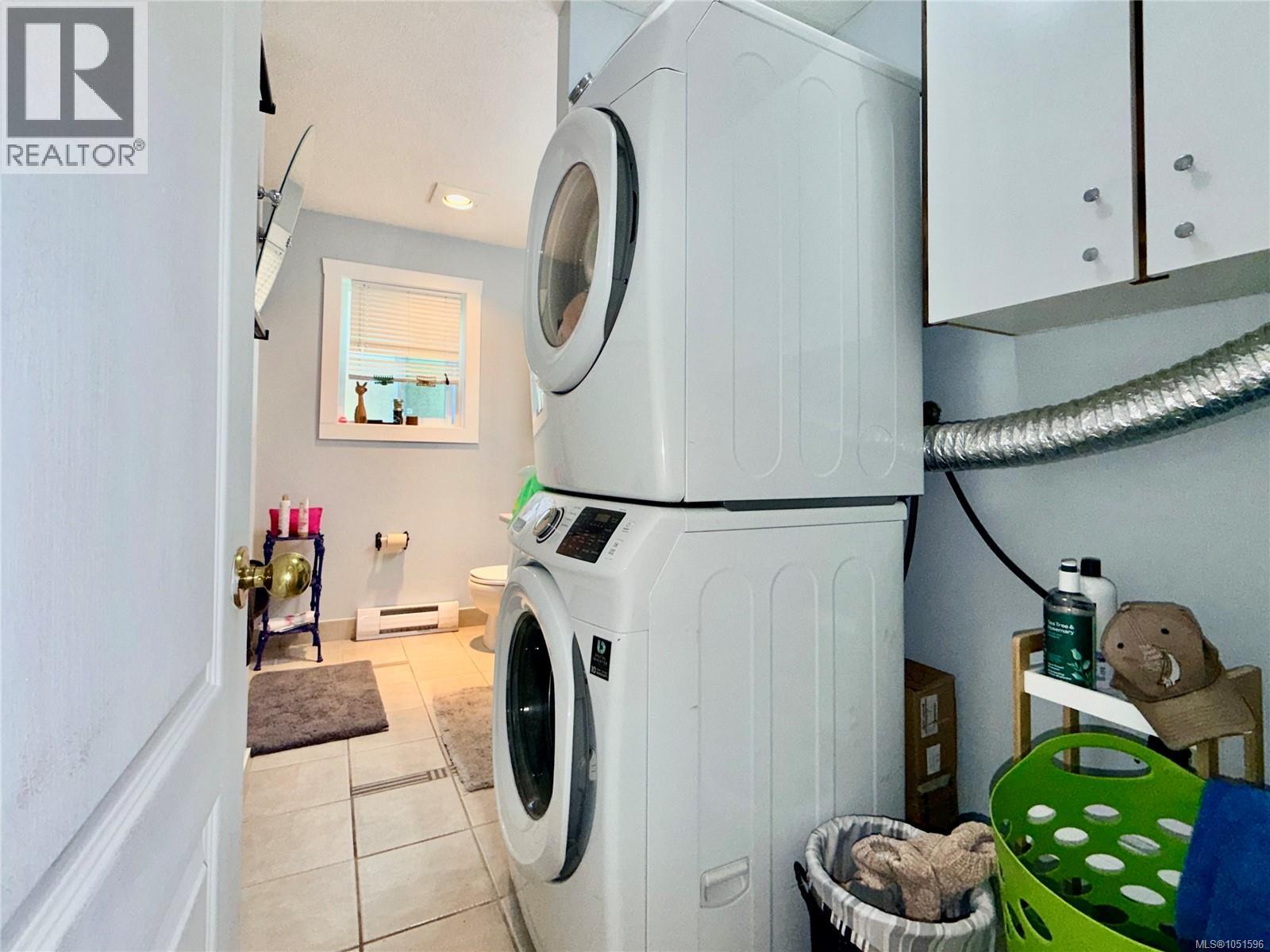 940 5th Ave - Image 12